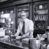 BS1924-Michl's cigar store -7-12-1974-061.jpg